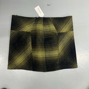 Kensie Black and Olive Plaid Top